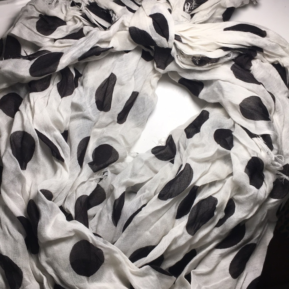 Polkadot Infinity Scarf